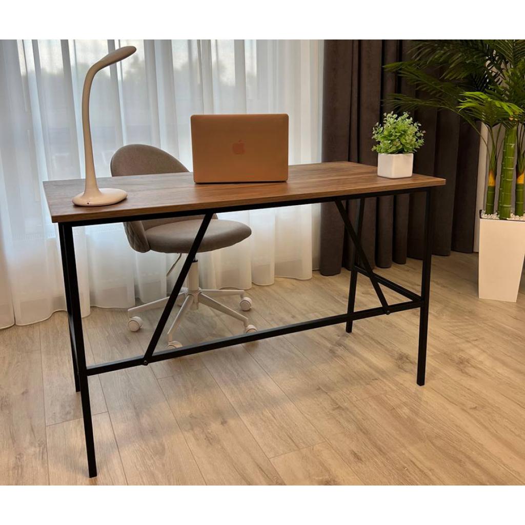 Hummingbird table